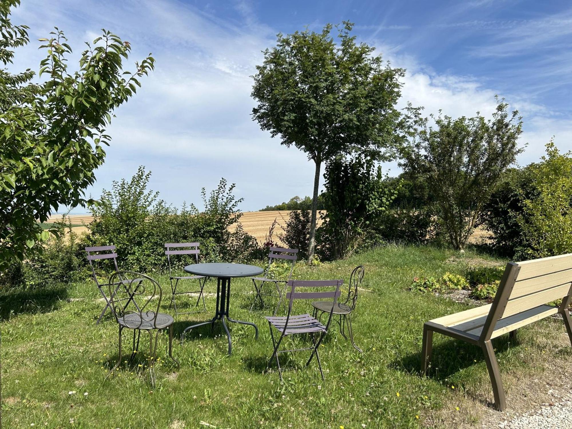 L'Intemporel Cernay-les-Reims Exterior foto
